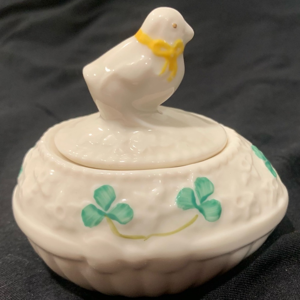 Belleek 6th Edition Chicken Egg trinket box.